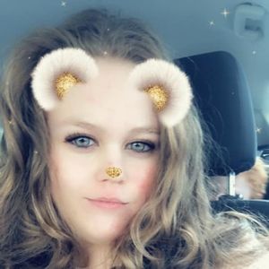 Meet your Posher, Myra